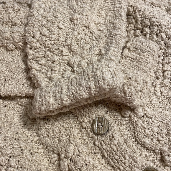 Sweater hand knitted in Ireland - Picture 6 of 9